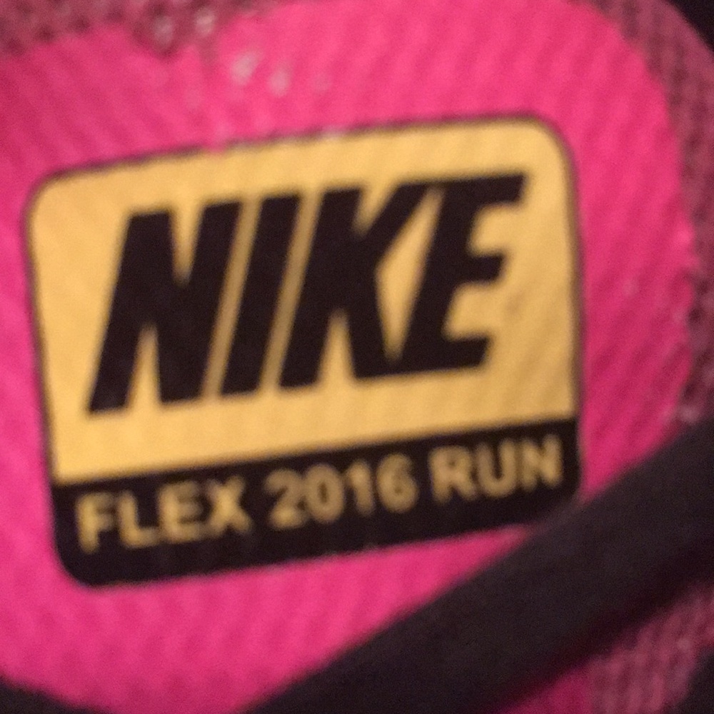 Shoes - Picture 3 of 7